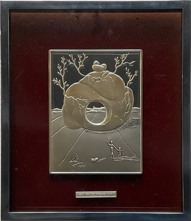 Lotto composto da due multipli su lastra d'argento con soggetti da Dalì (cm 21x