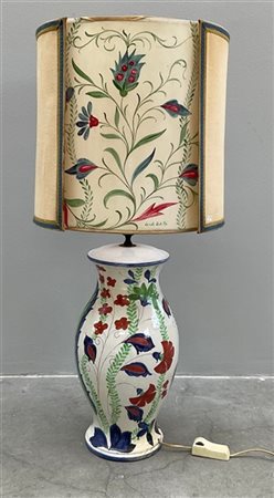 Lampada da tavolo in porcellana dipinta in policromia a fiori (h cm 60) (difett