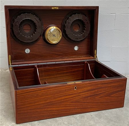 Scatola portasigari in legno con deumidificatore (cm 38x15x23) (difetti)