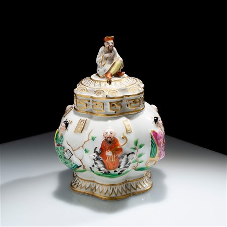 Vasetto in porcellana policroma, Vienna 1844