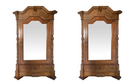 Coppia di armadi con specchio ad un'anta., nineteenth century