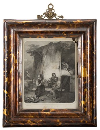 Cornice lastronata in tartaruga con fermaglio in bronzo traforato e decorato a