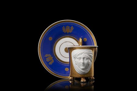 Manifattura francese del secolo XIX. Pierre-Louis Dagoty (1771-1840) (?) tazza