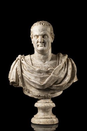 Busto di Nerone in marmo (h. cm 75) poggiante su base tornita (h. cm 23) (difet