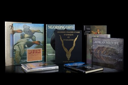[CACCIA] Lotto di nove volumi inerenti la fauna africana e la caccia nel contin