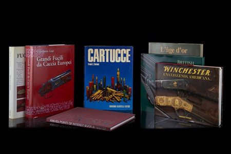 [CACCIA] Lotto composto da sette volumi prevalentemente inerenti i fucili e all