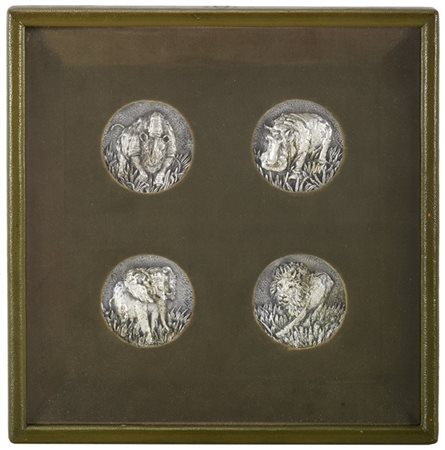 Gruppo di quattro medaglie in argento raffiguranti rinoceronte, ippopotamo, ele