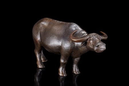 Ignoto "Bufalo d'acqua" scultura in bronzo (cm 30x18) (lievi difetti)