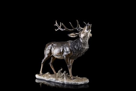 Manifattura di Rosenthal, secolo XX "Cervo" scultura in porcellana policroma (c