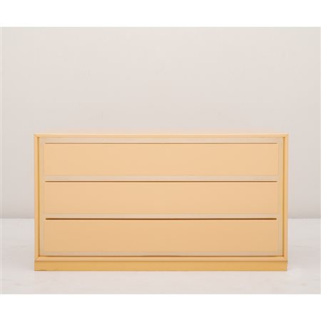 PRODUZIONE ITALIANA 1980 ca. Cassettone