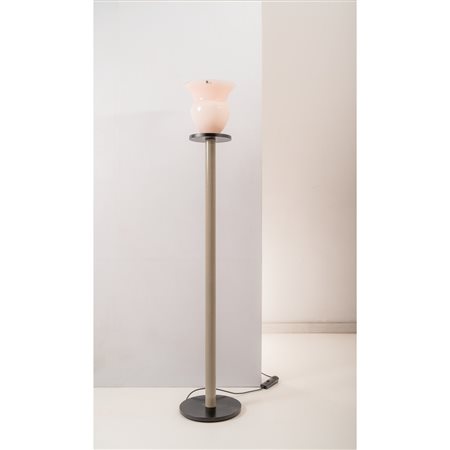 I TRE, Lampada da terra