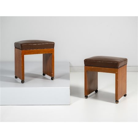 PRODUZIONE ITALIANA 1930 ca. Coppia di sgabelli