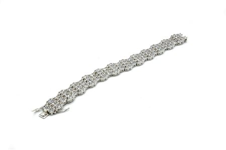 BRACCIALE IN ARGENTO CON ZIRCONI in argento 925 riccamente impreziosito da...