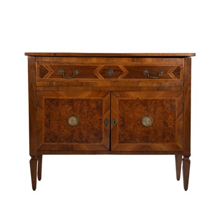 Piccola credenza in noce e legni di frutto