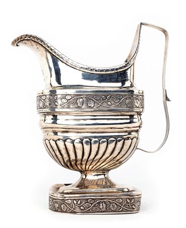 Versatoio da birra in argento, Russia (?), metà del XIX secolo