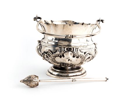 Secchiello in argento, Roma, fine del XVIII secolo, argentiere Paolo Spagna, con aspersorio non pertinente, Napoli, XIX secolo
