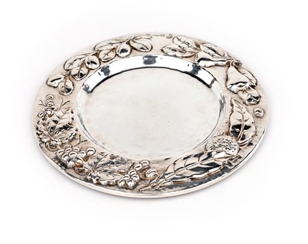 Piatto in argento 800/1000, Firenze, Anni Sessanta/Settanta, argentiere Brandimarte