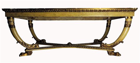 TAVOLO IN STILE I IMPERO CON GAMBE A ZANNA DI ELEFANTE Produzione moderna (?)...