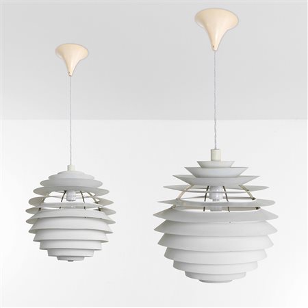 Henningsen Poul, Due lampade a sospensione mod. Louvre