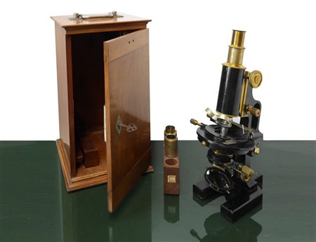 F.lli Koristka - Microscopio italiano modello ''ZEISS'', Milan, fine 19° secolo (ca.1870)