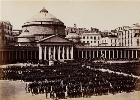Giorgio Sommer (attribuito a) (1834-1914)  - Napoli: Chiesa di San Francesco di Paola ; Parata militare a Piedigrotta, 1860s