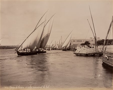 Félix Bonfils (1831-1885)  - Groupe de barques à voiles remontant le Nil ; Cour et colonnade de la mosquèe El-Argharar, avec ètundians, 1880s