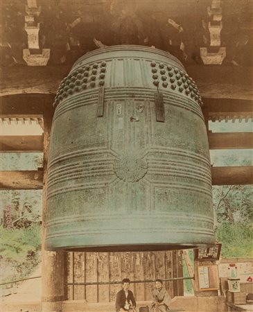 Kôzaburô Tamamura (attribuito a) (1856-1923)  - Senza titolo (Grande campana del tempio di Kyoto), 1890s