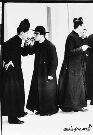 Mario Giacomelli (1925-2000)  - Io non ho mani che mi accarezzano il volto, 1961/1963