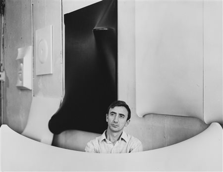 Peter Moore (1932-1992)  - Bonalumi nello studio, New York, 1967