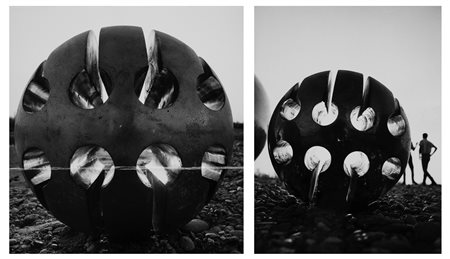 Ugo Mulas (1928-1973)  - Arnaldo Pomodoro, Sfera, 1967