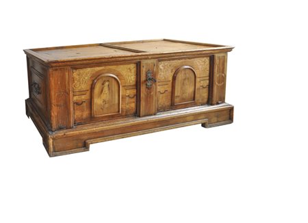 Anonym/Anonimo Cassapanca intarsiata, XVII sec.;I 165 cm, L 65 cm, H 74 cm,...