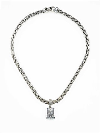 Girocollo a maglia intrecciata con pendente in diamanti