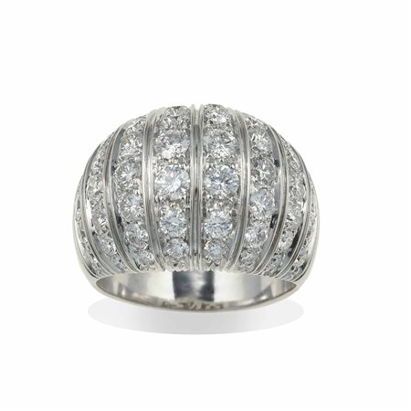 Anello con diamanti taglio brillante