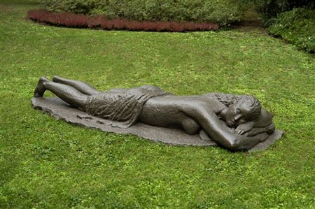 Arturo Martini "Il sonno o La dormiente" (1931) 1989
bronzo
cm 34x211x68 circa
N