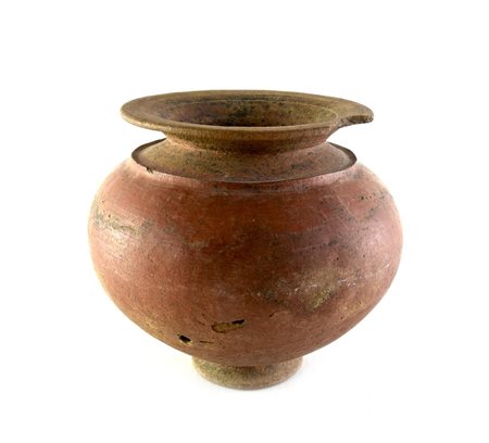 OLLA GLOBULARE DATAZIONE: VI sec. a.C. MATERIA E TECNICA: impasto depurato...