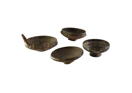 QUATTRO CIOTOLE VILLANOVIANE DATAZIONE: VIII-VII sec. a.C. MATERIA E TECNICA:...