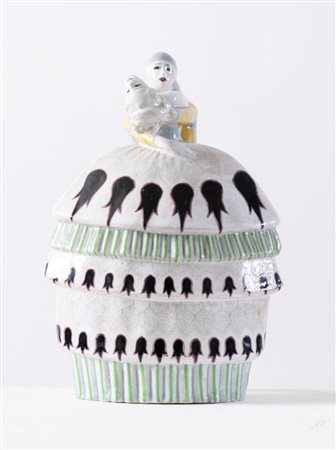 FRANCESCO NONNI (Faenza 1885 - 1976) "L'Abbraccio". Manifattura Melandri e...