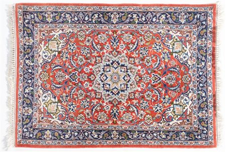 Tappeto. Esfahan Persia centrale, seconda metà del XX secolo. Cm 92x69....