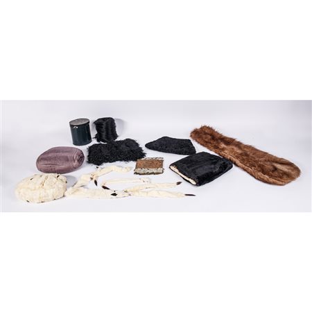 13 TRA MANICOTTI E STOLE DI DIVERSA TIPOLOGIA DEL XVIII, XIX E XX SEC.