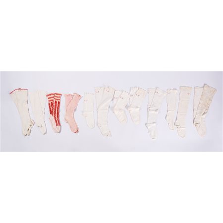 OTTO PAIA DI CALZE E TRE SINGOLE EPOCA XX SECOLO