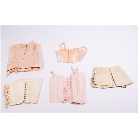 CINQUE CORSETTI DA DONNA IN TESSUTO E IN RASO