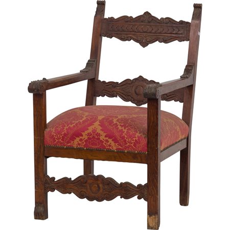 POLTRONA di gusto Rinascimentale