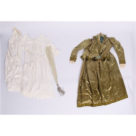 CINQUE CAPI FEMMINILI EPOCA XIX E XX SECOLO