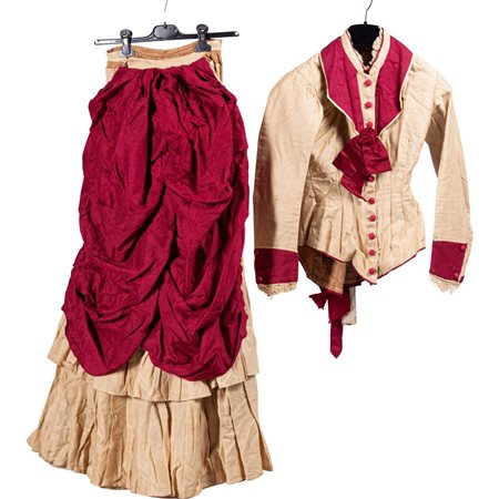 CORPETTO FEMMINILE E ABITO FEMMINILE EPOCA XIX SECOLO