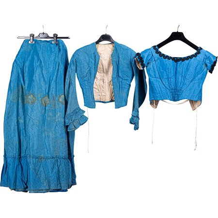 ABITO IN TRE PEZZI E UNA GONNA EPOCA XIX SECOLO