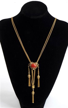 Collana saliscendi in oro con corallo e perle d'imitazione - inizio XX secolo 