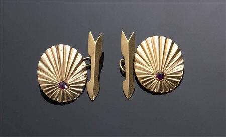 Gemelli inglesi in oro e rubini - inizio XX secolo