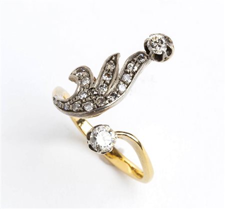 Anello in oro giallo ed argento con diamanti - anni '30