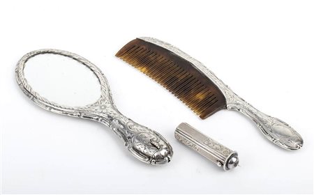 Lotto composto da pettine, specchio e portarossetto - Cecoslovacchia 1929-1942