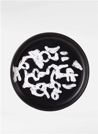 Carla Accardi "Senza titolo" 1992
ceramica
h cm 20
Firmato e datato 92 sotto la